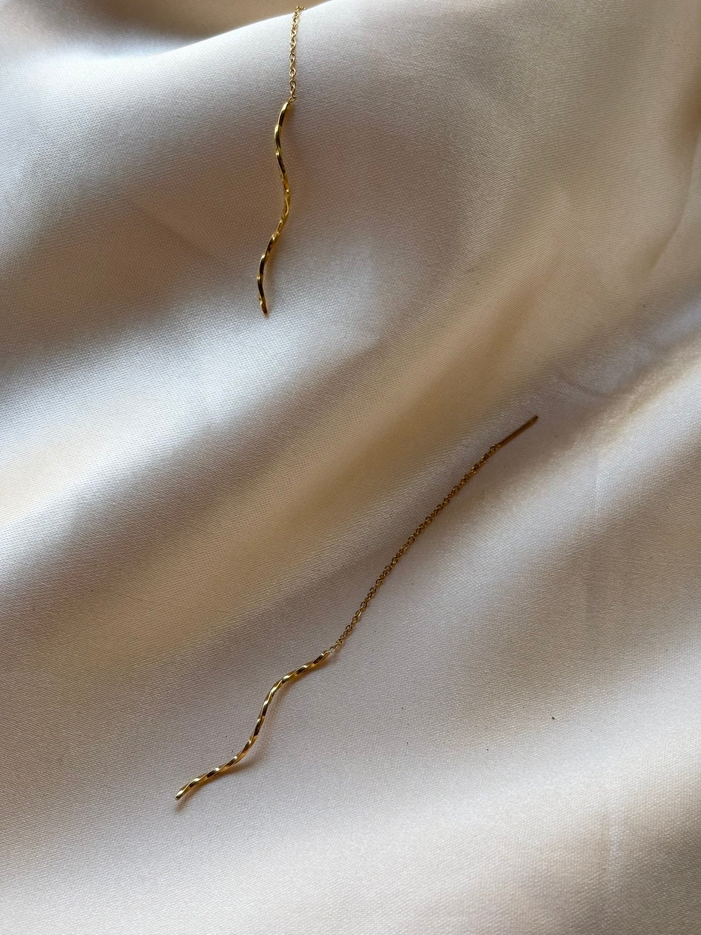 18k Gold Plated Wiggle Chain Earrings - Sieno
