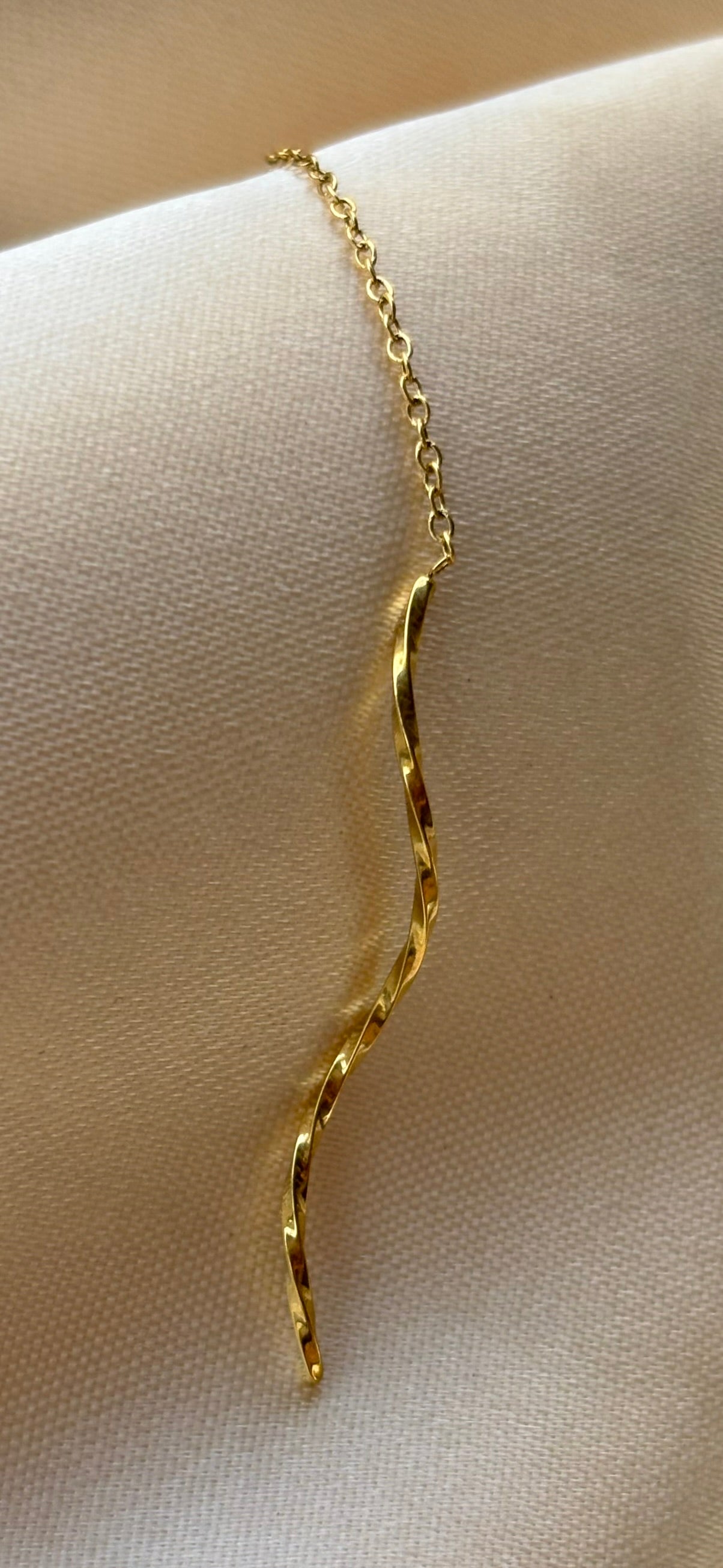18k Gold Plated Wiggle Chain Earrings - Sieno