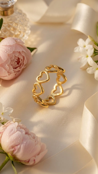 18k Gold Plated Heart Ring - Amoura