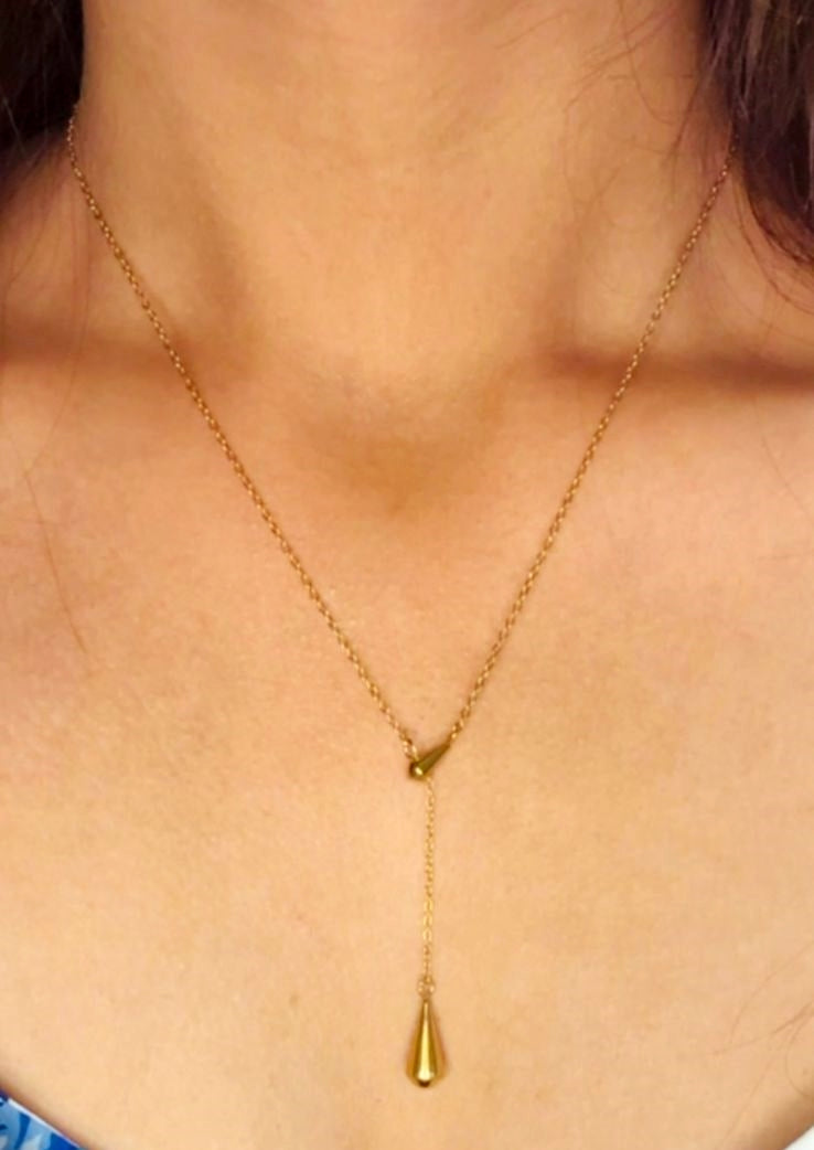 18K Gold-Plated Dainty Water Droplet Necklace | Elegant Pendant - Maya
