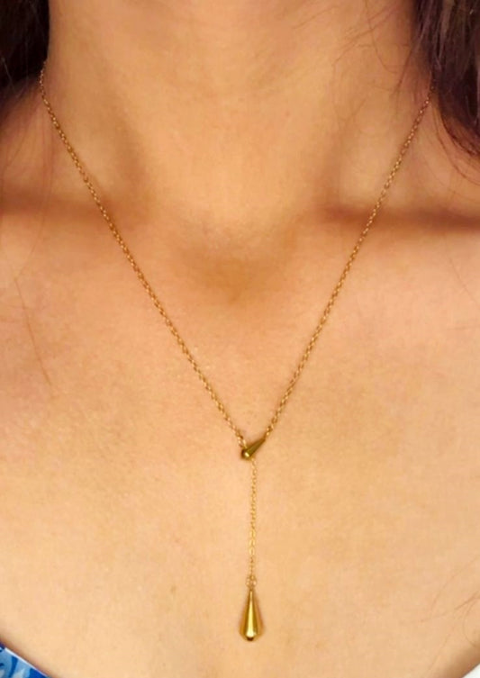 18K Gold-Plated Dainty Water Droplet Necklace | Elegant Pendant - Maya